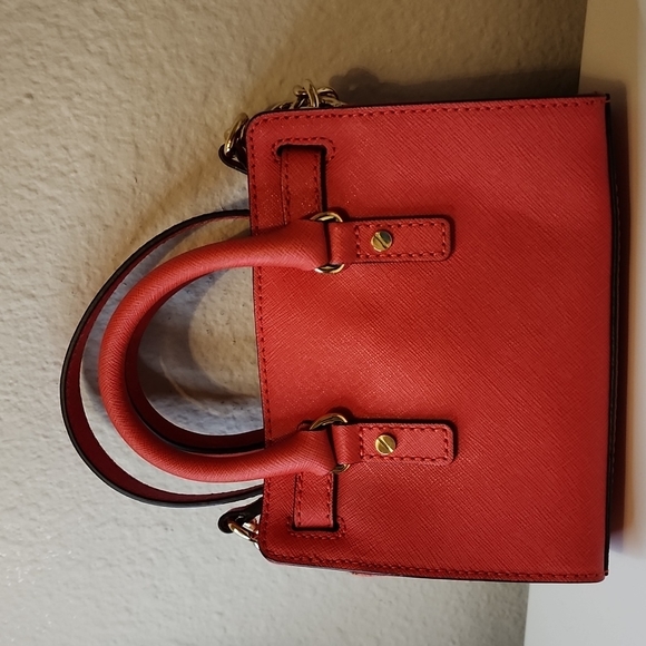 Michael Kors Mini Hamilton Crossbody Bag - Picture 2 of 6